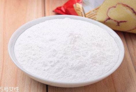 一斤面粉放多少泡打粉 2-3%泡打粉的比例 一斤面粉放多少泡打粉 2-3%泡打粉的比例