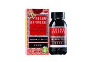 京都念慈庵川貝枇杷膏能沖水喝嗎？