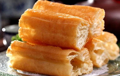 一斤面粉能炸多少油條 大約1.5斤油條 一斤面粉能炸多少油條 大約1.5斤油條