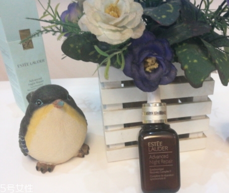 雅詩(shī)蘭黛適合痘痘肌嗎？