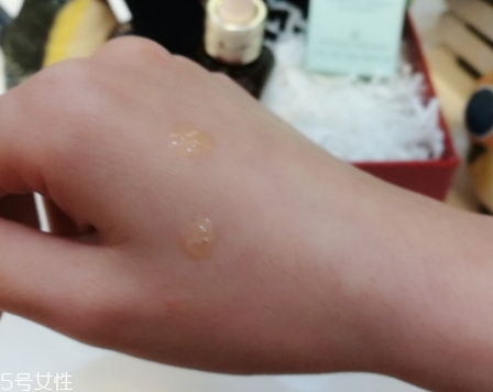 雅詩(shī)蘭黛適合痘痘肌嗎？