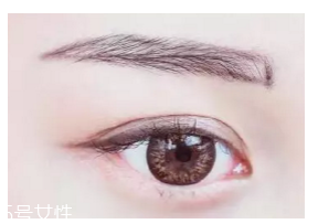 眼睛小怎么變大？畫一個(gè)臥蠶立即變大