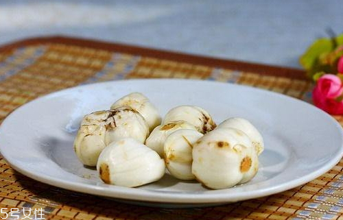 馬蹄變黃還能吃嗎 建議少吃 馬蹄變黃還能吃嗎 建議少吃