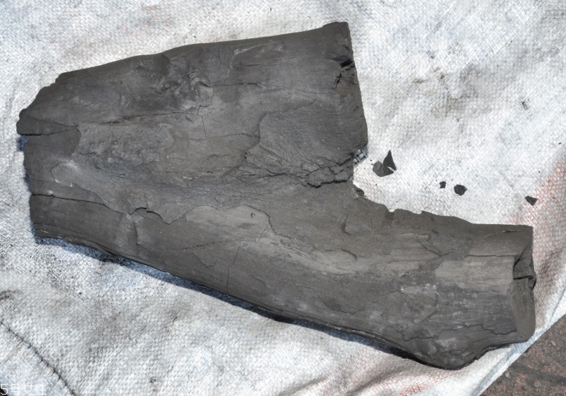 怎么用木炭生火 木炭生火技巧 怎么用木炭生火 木炭生火技巧