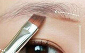 為什么明星都不紋眉？不能隨意趕潮流