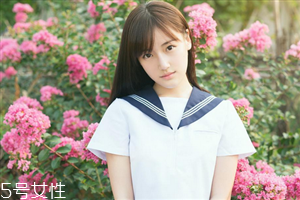 如何給唇部去死皮？雙唇變得自然剔透