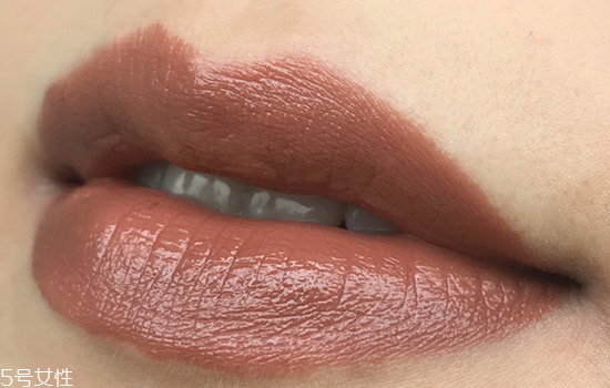 日常色口紅哪個(gè)牌子好？m字唇更好看