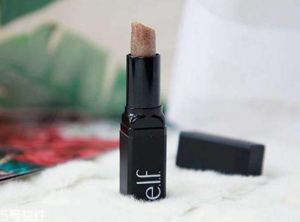 唇部磨砂膏有用嗎？有效淡化唇色