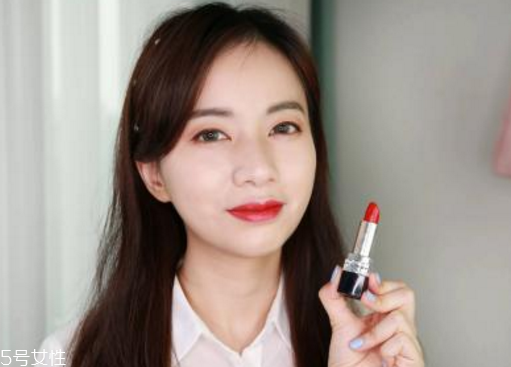 素顏適合什么顏色口紅？增添氣色又顯白