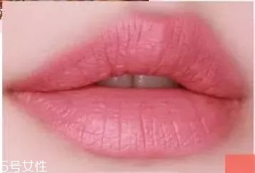 素顏適合什么顏色口紅？增添氣色又顯白