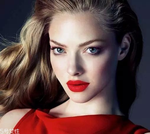 日常色口紅哪個(gè)牌子好？m字唇更好看