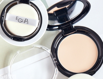 蜜粉可以當粉底嗎？