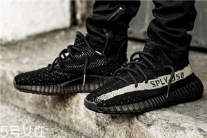 運(yùn)動(dòng)鞋可以配裙子嗎？打造時(shí)尚運(yùn)動(dòng)風(fēng)