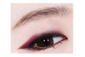 內(nèi)雙怎么畫眼影？使用啞光OR微珠光眼影