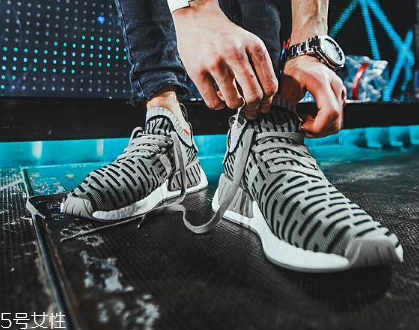 運動鞋開膠用什么膠水？千萬不可以用502