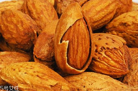 巴旦木什么口味好吃 原味的好吃 巴旦木什么口味好吃 原味的好吃