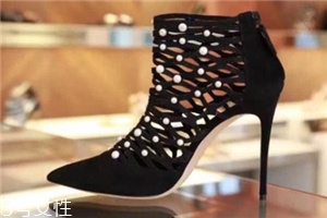 casadei是幾線品牌？意大利高級鞋履品牌