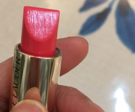 雅詩蘭黛口紅唇膏多少錢？