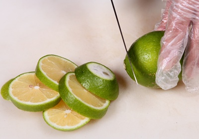 冰箱里有異味怎么去除 冰箱除臭5法寶 冰箱里有異味怎么去除 冰箱除臭5法寶