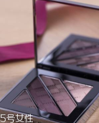 紫色眼影怎么畫好看？淡紫色超有女人味