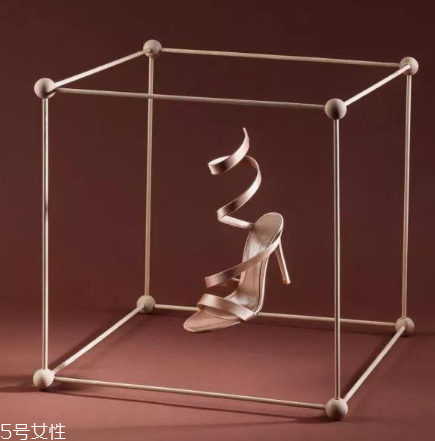 casadei鞋子多少錢？開啟你的奢華清單