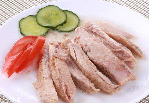 金槍魚罐頭熱量高嗎 低脂肪低熱量 金槍魚罐頭熱量高嗎 低脂肪低熱量