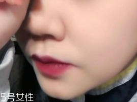 THE SAEM按鈕唇膏姨媽色試色 高冷又復(fù)古 THE SAEM按鈕唇膏姨媽色試色 高冷又復(fù)古