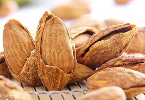 巴旦木可以空腹吃嗎 盡量飯后吃 巴旦木可以空腹吃嗎 盡量飯后吃