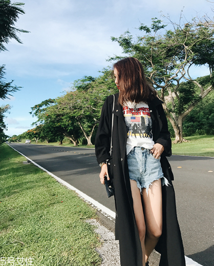 風(fēng)衣什么顏色好看？不同顏色不用風(fēng)采