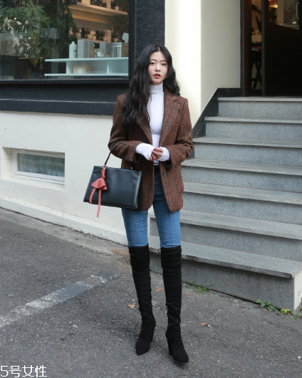 長(zhǎng)靴怎么搭配顯高？輕松穿出大長(zhǎng)腿