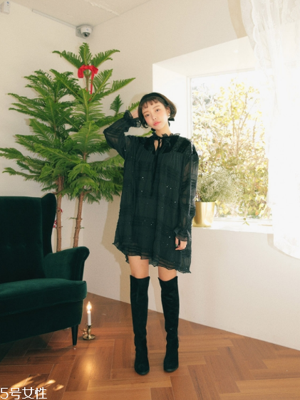 長靴怎么搭配顯高？輕松穿出大長腿