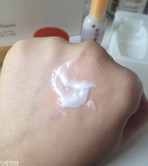 雪花秀滋陰系列怎么樣？受到一致好評(píng)的護(hù)膚品