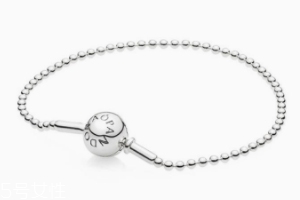 白領(lǐng)女性適合戴什么手鏈？10款纖巧手鏈任你挑