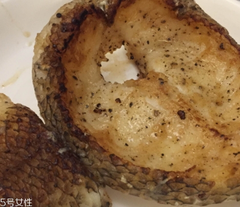 琺瑯鍋可以炒菜嗎？要選對琺瑯鍋