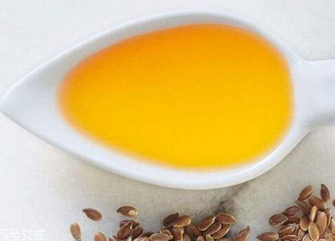 亞麻籽油為什么要脫蠟 提取其中的有害物質(zhì) 亞麻籽油為什么要脫蠟 提取其中的有害物質(zhì)