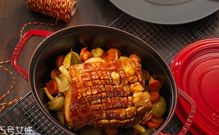 琺瑯鍋可以煮火鍋嗎？讓火鍋的味道變得更有質(zhì)感