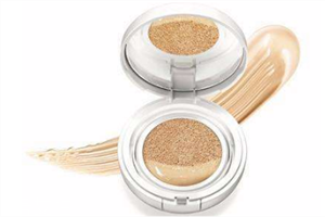 pony光彩氣墊粉底怎么樣？氣墊BB按壓更服帖