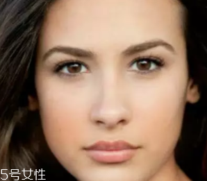 圓臉腮紅怎么打顯臉瘦？斜掃腮紅分分鐘變小臉