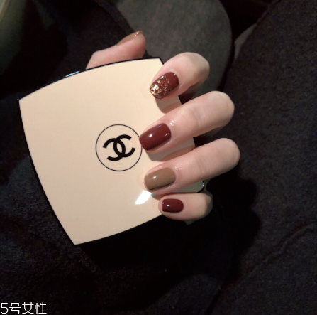 秋冬好看的美甲款式推薦 你的秋冬不一樣 秋冬好看的美甲款式推薦 你的秋冬不一樣