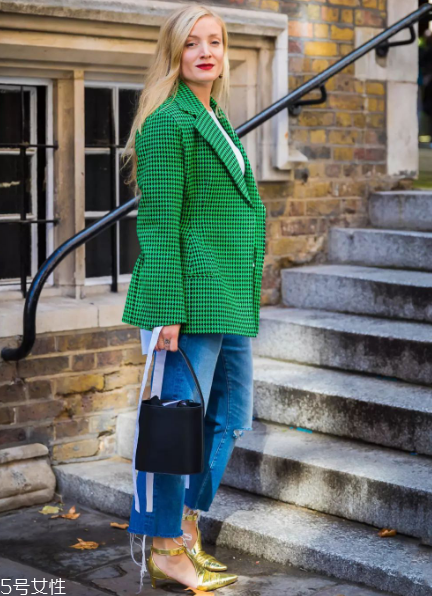 什么款式的包包最百搭？這三款十年不過時