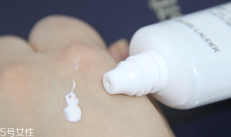 雅詩蘭黛防曬霜怎么樣？