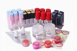 手工口紅怎么做？什么色號都隨你心思啦