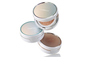 蘭芝小白光氣墊bb霜好用嗎？蘭芝雪潤修顏氣墊粉凝霜