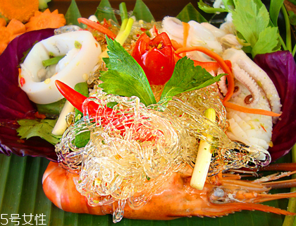 泰國最值得買護膚化妝品推薦 泰國彩妝購物必買清單 泰國最值得買護膚化妝品推薦 泰國彩妝購物必買清單