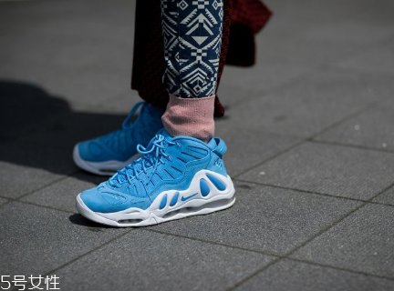 運動鞋不能水洗怎么辦？濕抹布輕微擦拭