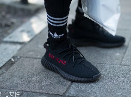 運動鞋要不要墊鞋墊？運動鞋沒有必要墊鞋墊