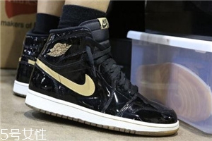 運動鞋要不要墊鞋墊？運動鞋沒有必要墊鞋墊