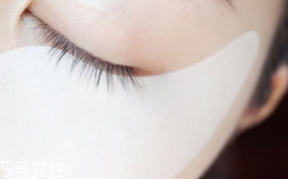 雅詩蘭黛眼膜要洗嗎？