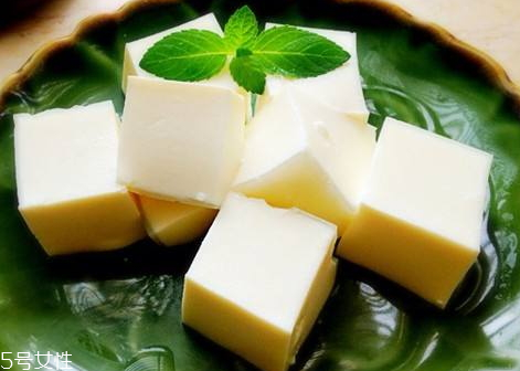 椰奶凍什么味道 濃郁椰奶香味 椰奶凍什么味道 濃郁椰奶香味