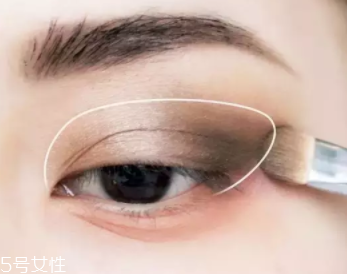 過年涂什么口紅？這些唇色讓親屬夸你好看